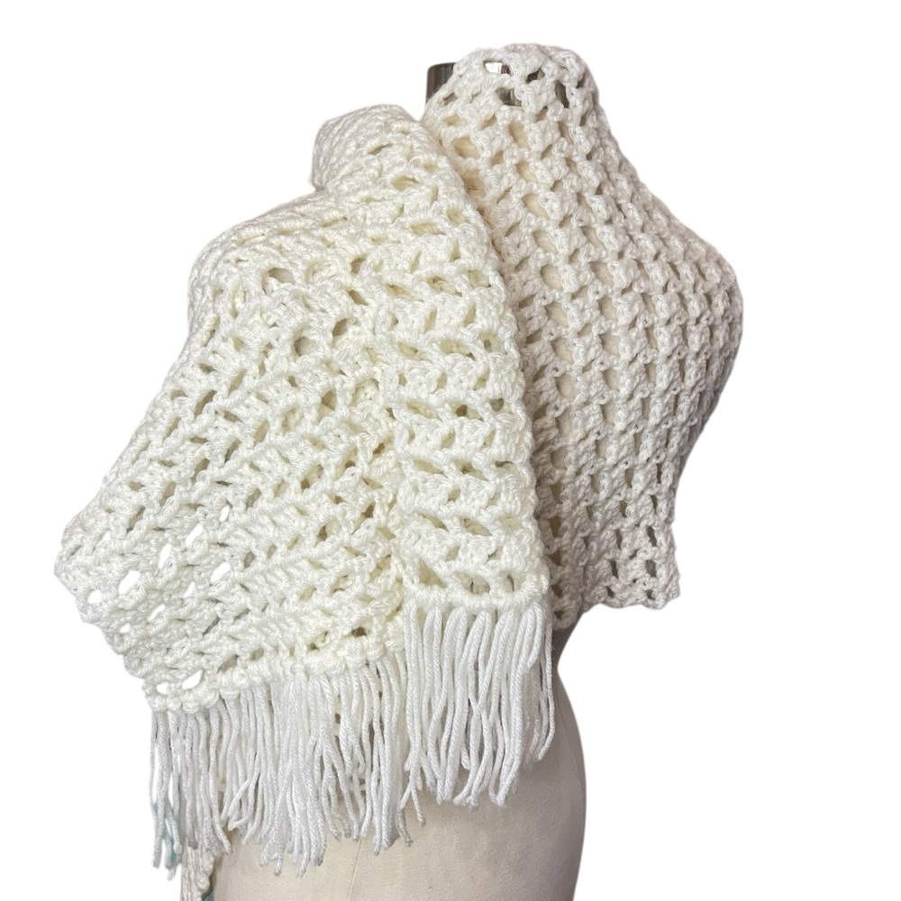 ❌SOLD❌HANDMADE Cream Crochet Wrap/Scarf with Fringe - Picture 3 of 8